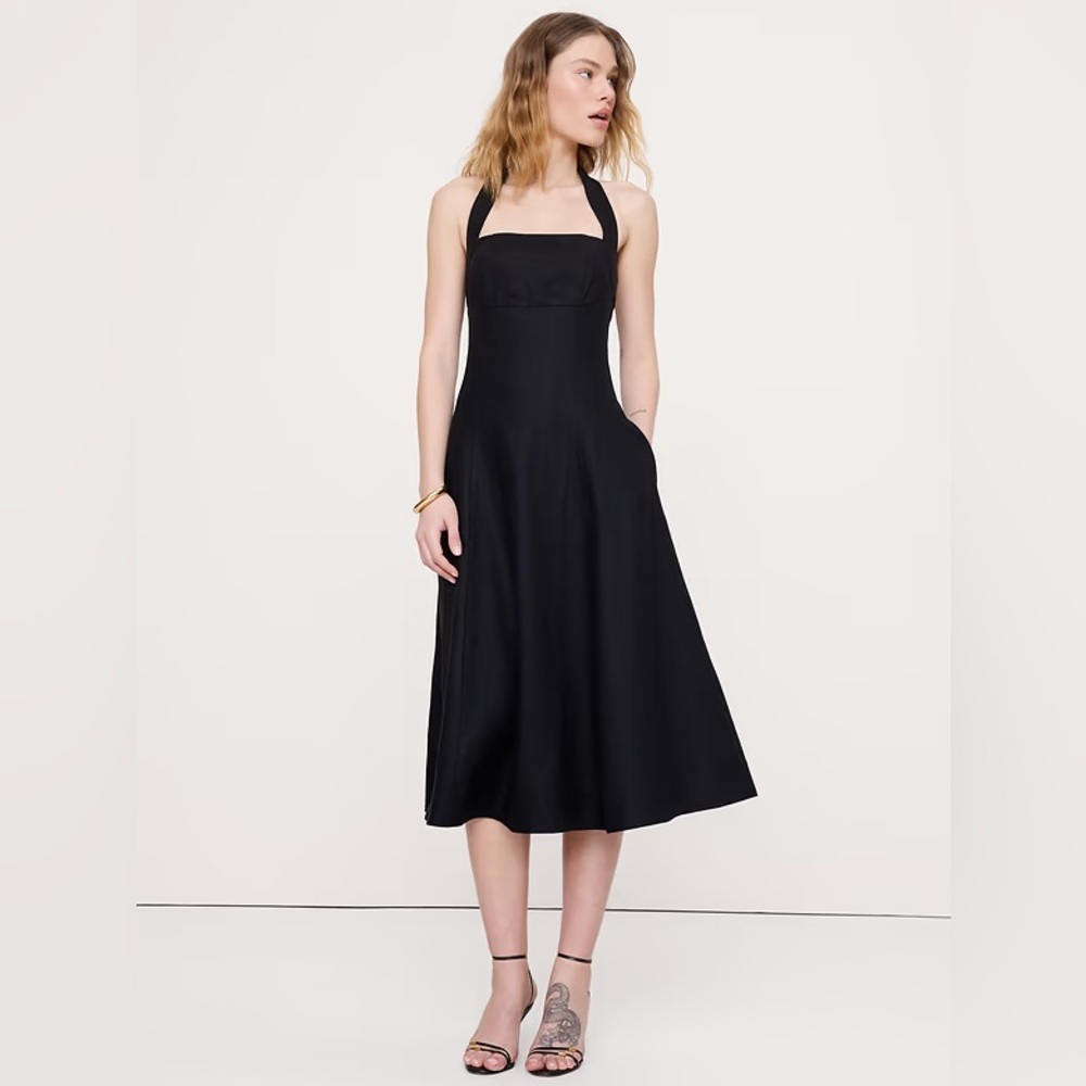 NWT! Banana Republic Linen Halter Midi Dress - Size 6 ☎️